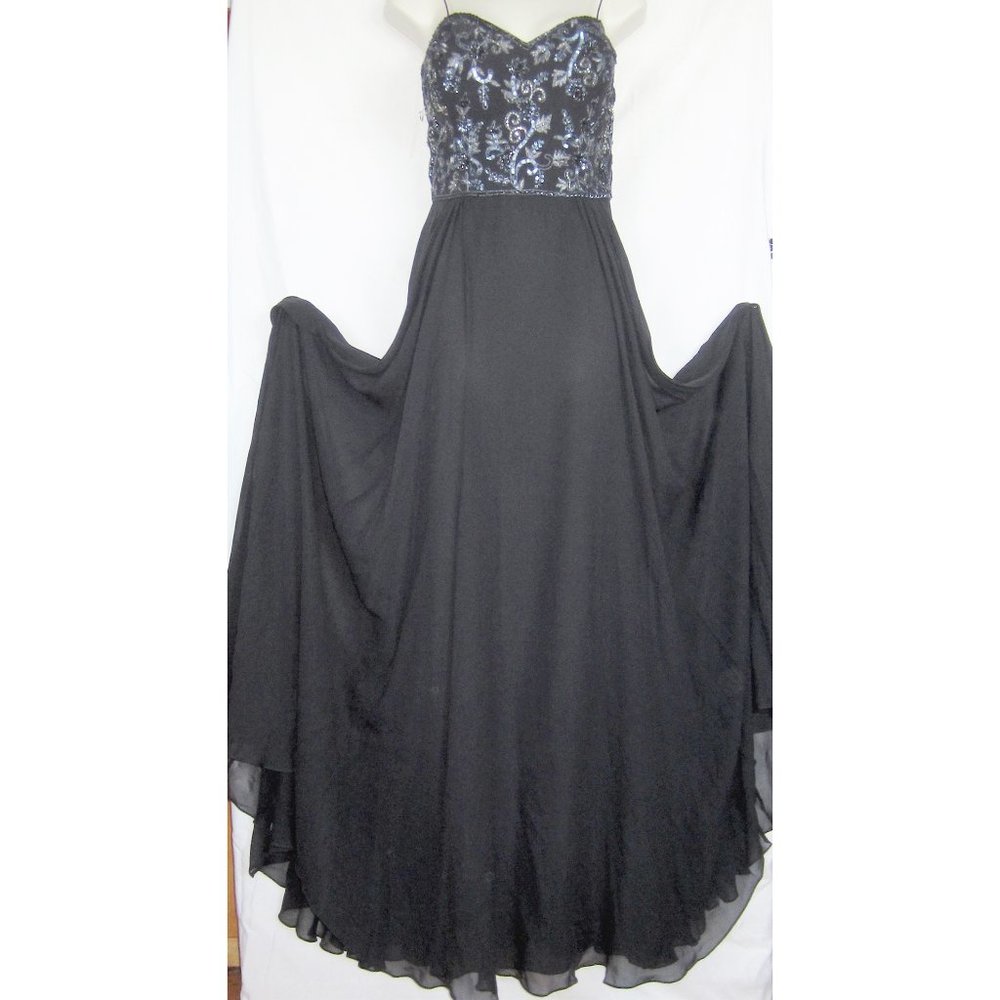 Formal Full Length Gown for Tall woman, size 8